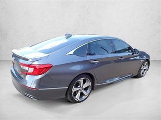 Used 2020 Honda Accord Touring video 4