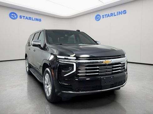 Certified 2025 Chevrolet Suburban Premier image 15