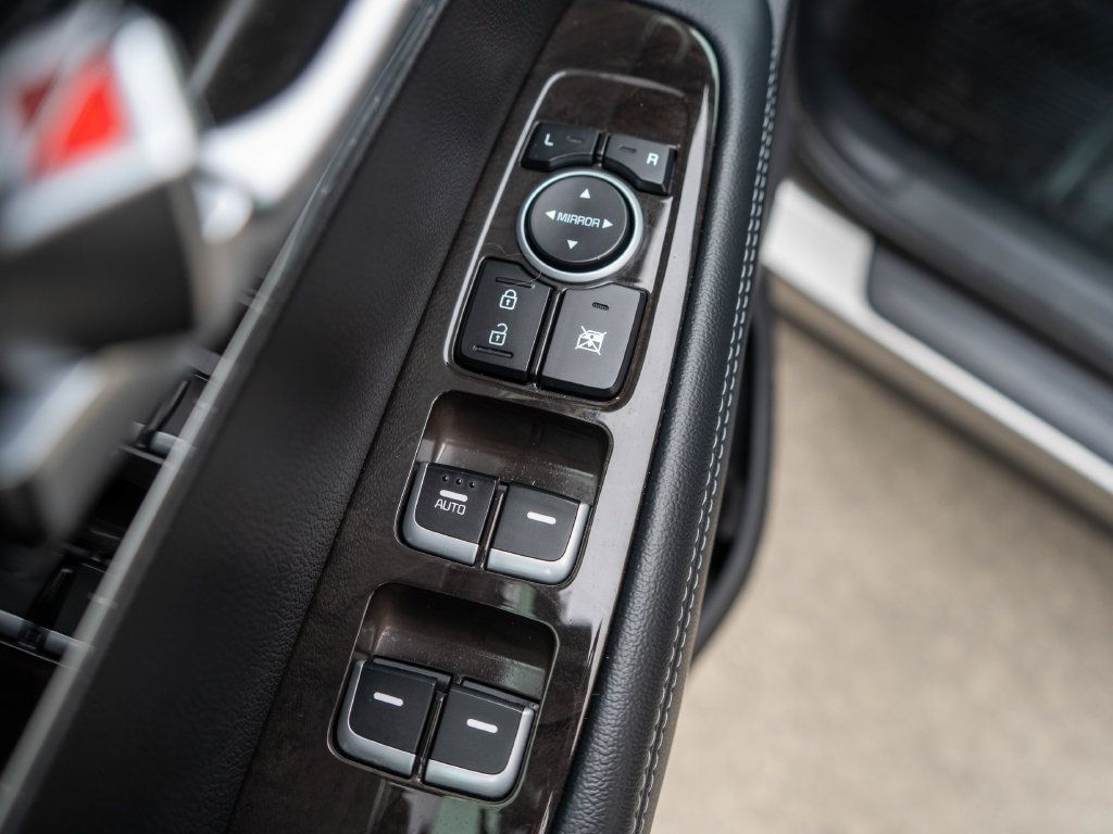 Used 2018 Kia Sorento AWD image 17
