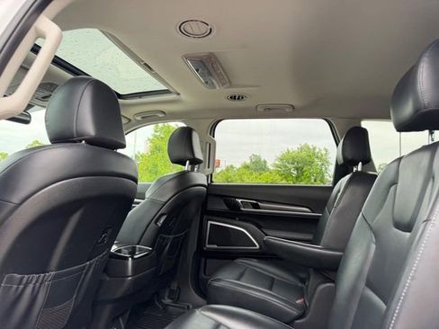 Used 2020 Kia Telluride S AWD/4WD image 9