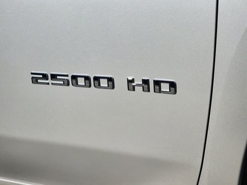 Used 2023 Chevrolet Silverado 2500 High Country image 7