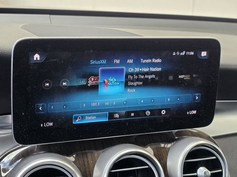 Used 2020 Mercedes-Benz GLC 300 4MATIC image 21