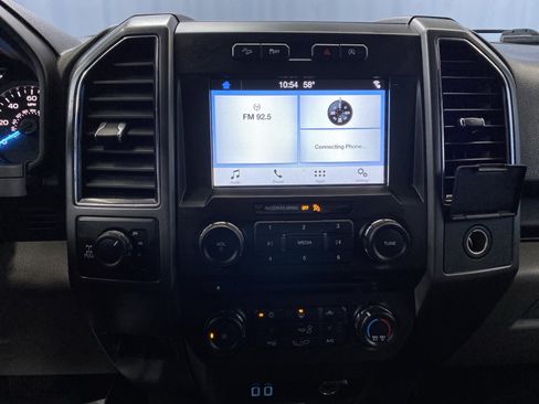 Used 2018 Ford F150 XLT w/ Equipment Group 302A Luxury image 16