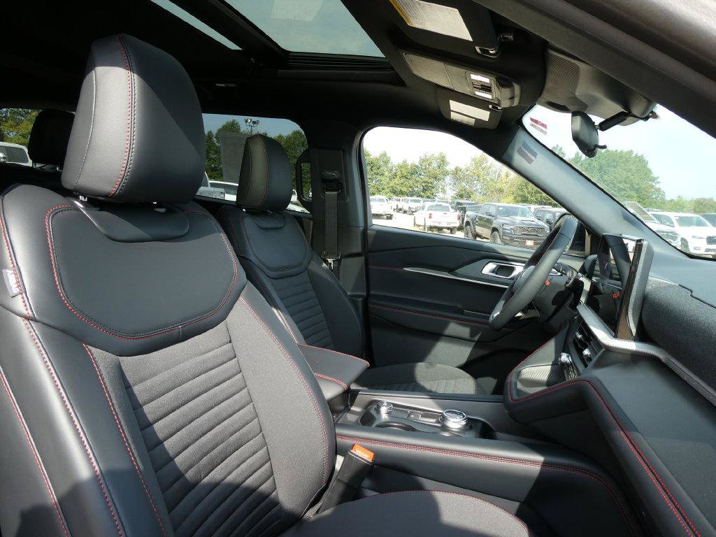 New 2027 Ford Explorer ST-Line AWD/4WD image 10