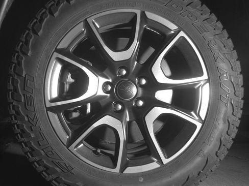 Used 2025 Jeep Compass Trailhawk AWD/4WD image 15