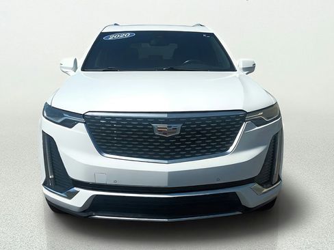 Used 2020 Cadillac XT6 Premium Luxury FWD image 2