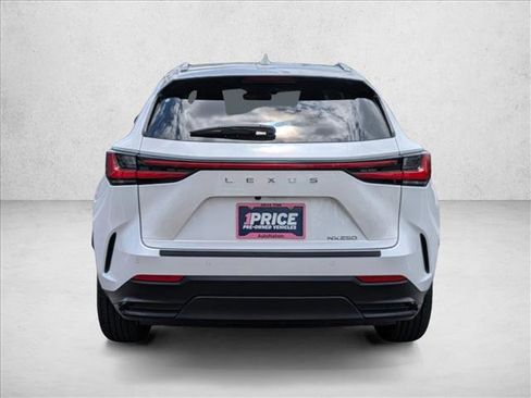 Used 2025 Lexus NX 250 FWD w/ Premium Package image 6