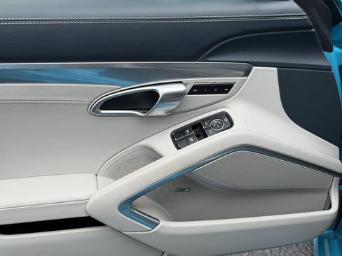 Certified 2019 Porsche 718 Boxster GTS image 20