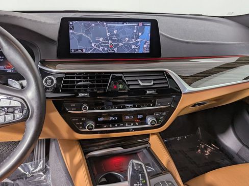 Used 2020 BMW 530i xDrive w/ Premium Package AWD/4WD image 37