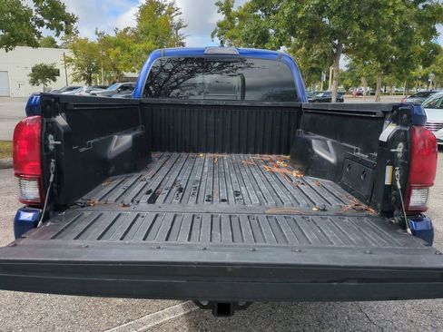 Used 2022 Toyota Tacoma 2WD Double Cab image 12