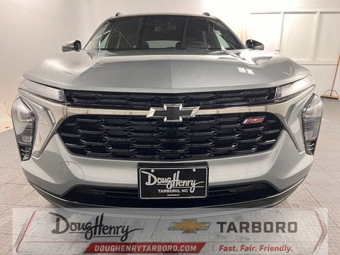 New 2026 Chevrolet Trax RS w/ Driver Confidence Package FWD image 2