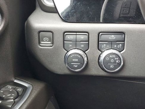 Certified 2022 GMC Sierra 1500 Elevation image 18