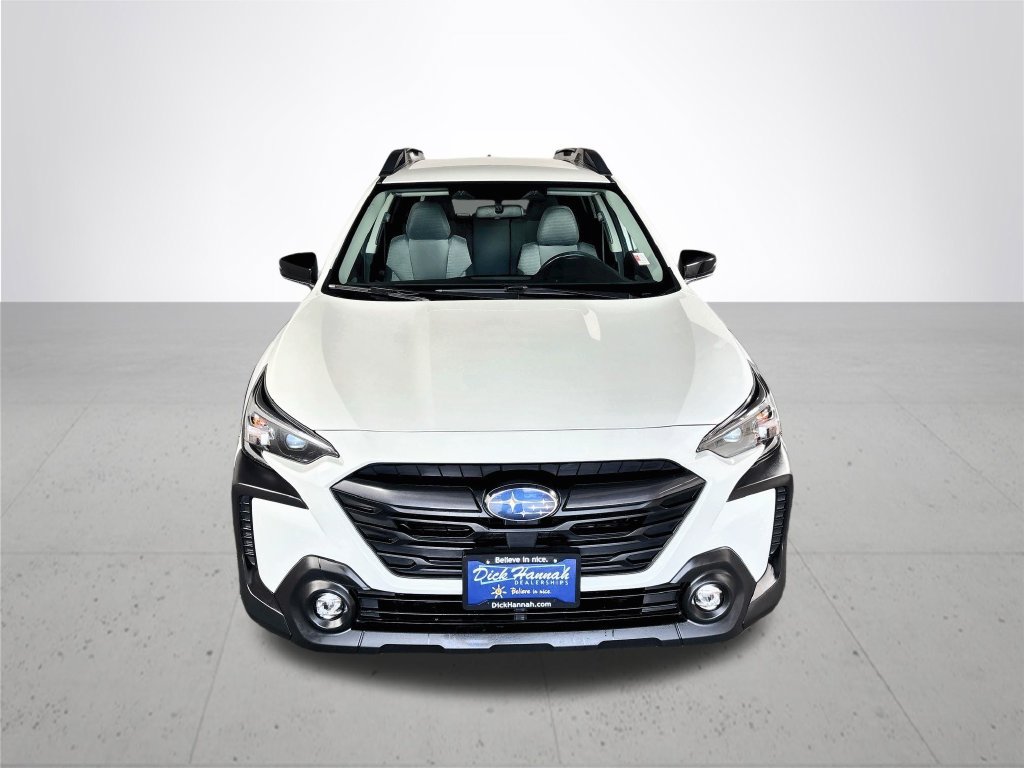 Used 2023 Subaru Outback Premium AWD/4WD image 3
