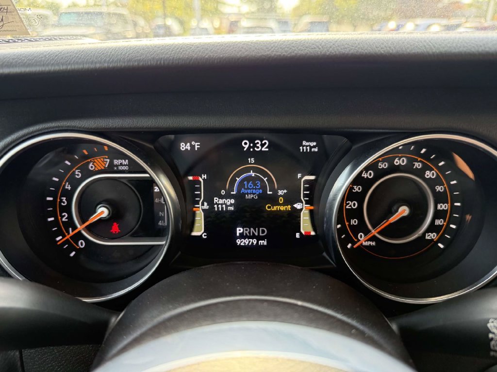 Used 2021 Jeep Wrangler Unlimited Sahara AWD/4WD image 25