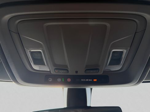 Used 2021 Chevrolet Silverado 1500 RST RWD image 14