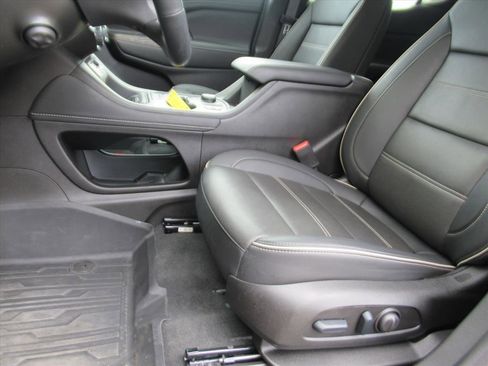 Used 2023 GMC Acadia Denali w/ Denali Ultimate Package image 15