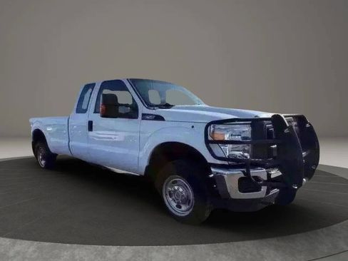 Used 2016 Ford F250 XL w/ Power Equipment Group image 12