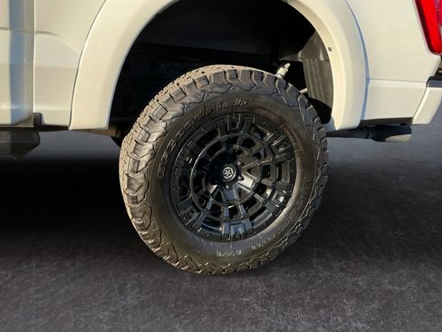 Used 2023 Ford F150 Lariat w/ Equipment Group 502A High image 10