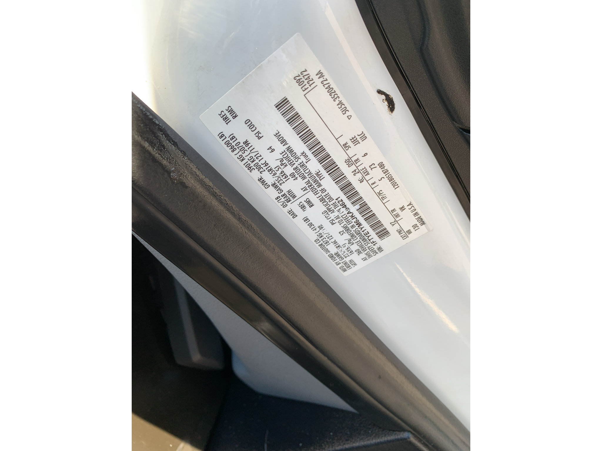 Used 2018 Ford Transit 150 130 Low Roof RWD image 12