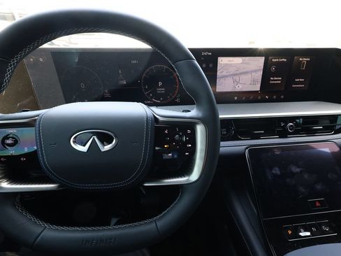 Used 2026 INFINITI QX80 4WD image 10