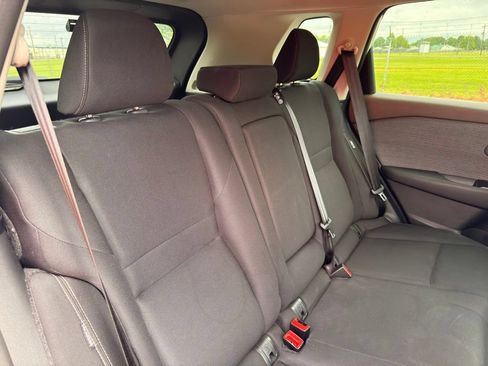 Used 2023 Nissan Rogue S AWD/4WD image 32