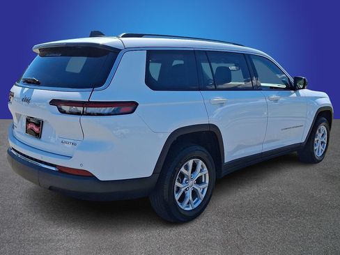 Used 2023 Jeep Grand Cherokee L Limited AWD/4WD image 4