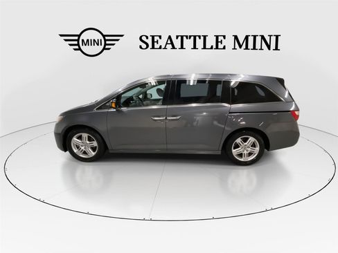Used 2012 Honda Odyssey Touring image 6