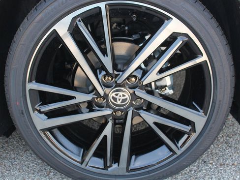 Used 2026 Toyota Camry XSE w/ Premium Package FWD image 21