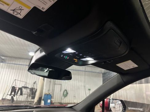 Used 2024 Cadillac XT4 Sport image 19