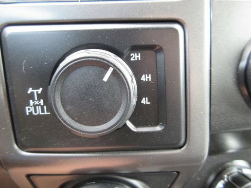 Used 2019 Ford F150 XLT w/ Equipment Group 302A Luxury AWD/4WD image 20