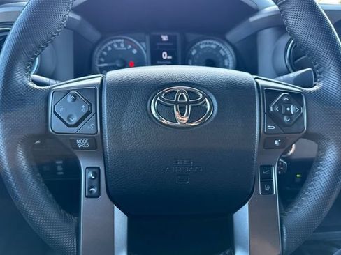 Used 2021 Toyota Tacoma TRD Off-Road w/ Technology Package RWD image 25