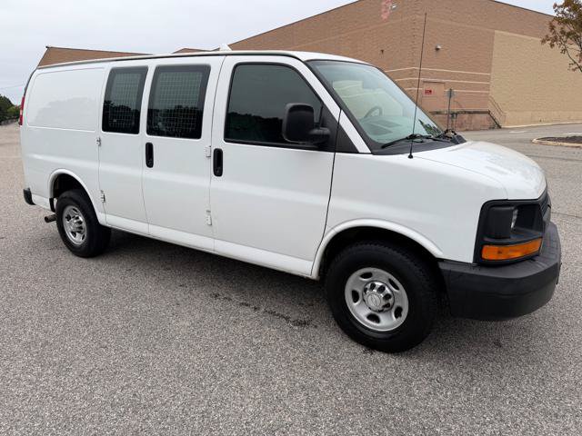 Used 2015 Chevrolet Express 2500 RWD image 36