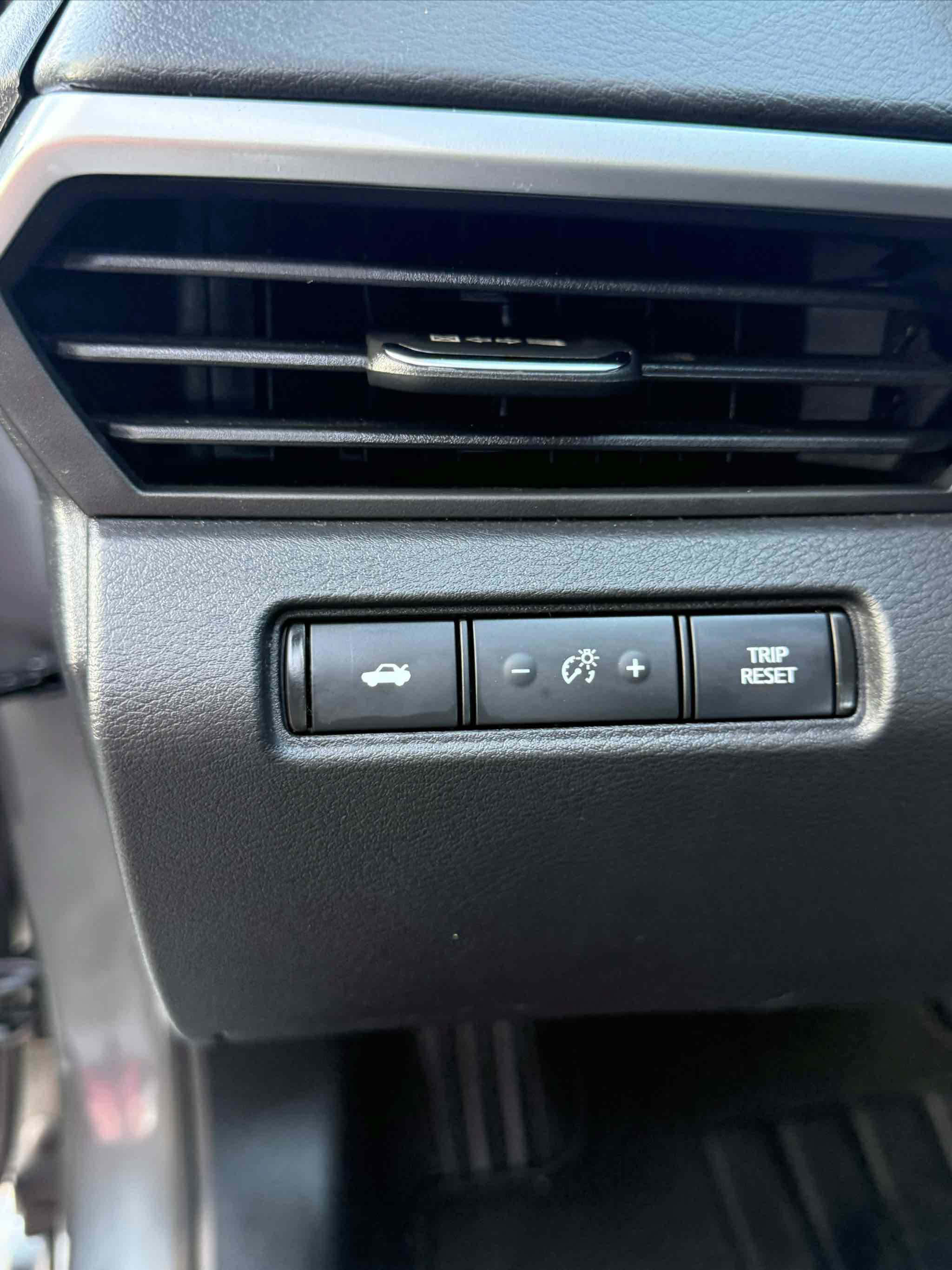 Used 2022 Nissan Altima 2.5 S FWD image 80