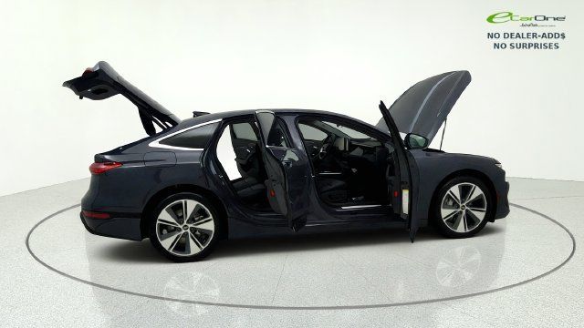 Used 2025 Audi A6 e-tron Premium Plus w/ Premium Plus RWD image 9