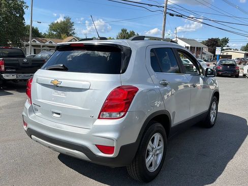 Used 2018 Chevrolet Trax LT w/ LT Convenience Package AWD/4WD image 7