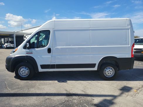 Used 2022 RAM ProMaster 2500 image 7