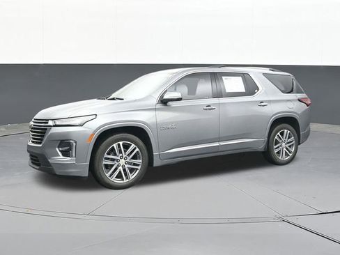 Used 2023 Chevrolet Traverse High Country w/ LPO, Floor Liner Package FWD image 7