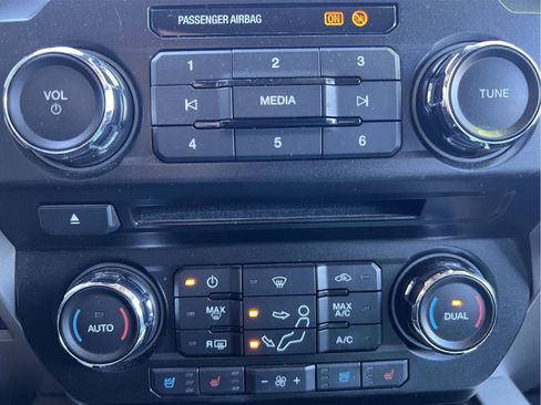 Used 2018 Ford F350 Lariat w/ Lariat Ultimate Package image 32