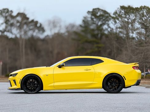 Used 2018 Chevrolet Camaro SS image 8