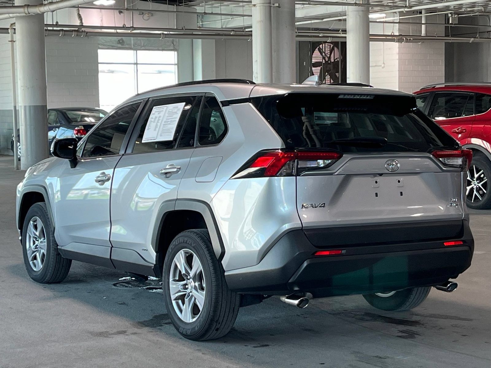 Used 2025 Toyota RAV4 XLE AWD/4WD image 8