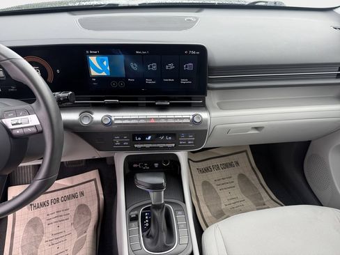 Used 2025 Hyundai Kona SEL AWD/4WD image 11