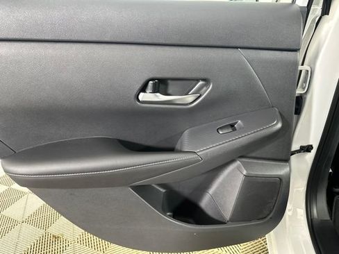 Used 2021 Nissan Sentra SV FWD image 15