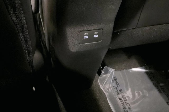 New 2026 Nissan Kicks SR w/ Cold Weather Package FWD image 24
