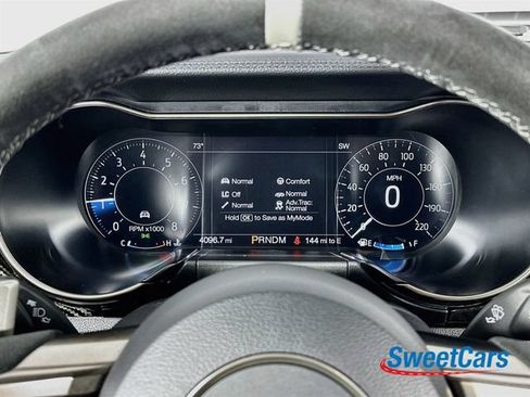 Used 2021 Ford Mustang Shelby GT500 w/ Technology Package RWD image 21