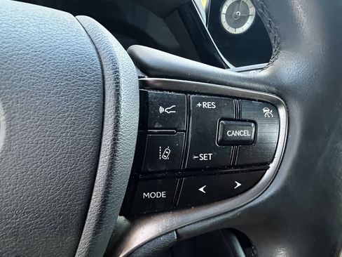 Certified 2023 Lexus ES 350 w/ Premium Package image 20