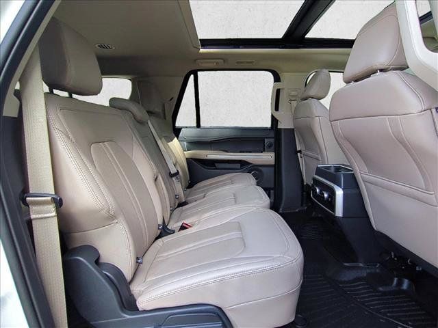 Used 2024 Ford Expedition Max Limited AWD/4WD image 24