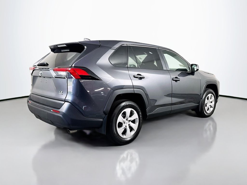 Used 2023 Toyota RAV4 LE AWD/4WD image 8