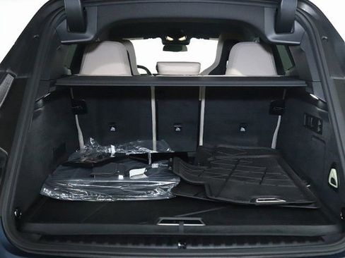 Used 2026 BMW iX xDrive45 w/ Premium Package image 29