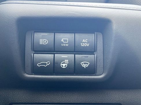 Used 2020 Toyota Highlander Platinum image 32