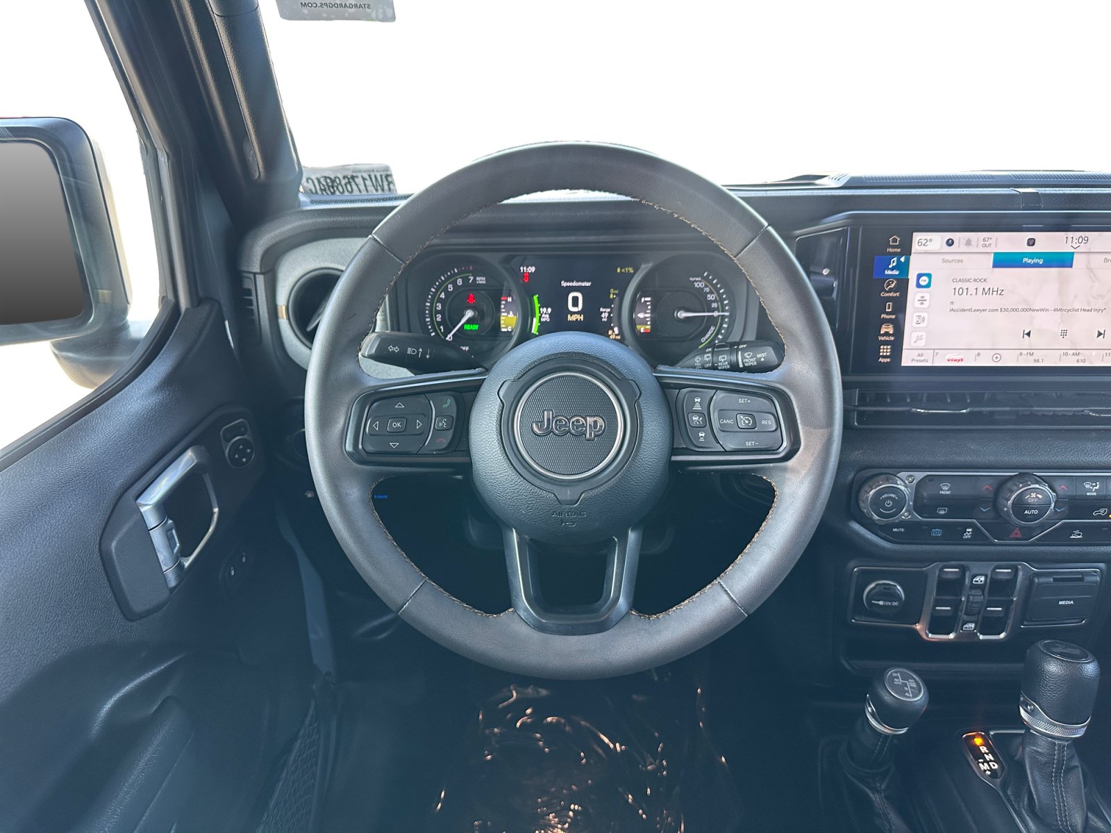 Used 2024 Jeep Wrangler Unlimited AWD/4WD image 12